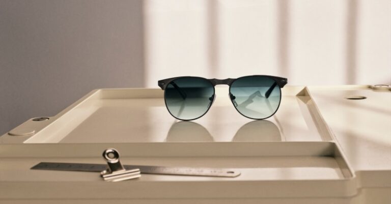 Persol 649